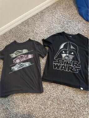 Gap Kids Boys XL T Shirts Lot of 2 Star Wars & Cars